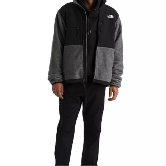 The North Face Denali Polartec Fleece Jacket - Picture 2 of 10